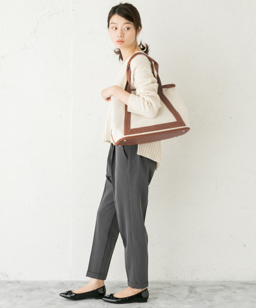 RODE SKO（ロデスコ）の「LIANA キャンバスコンビトート（トートバッグ・レディース・キャメル/ブラック/ホワイト・FREE）」の4枚目の写真