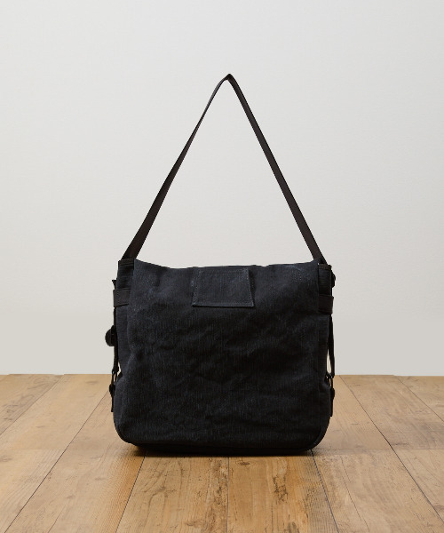 SLOW（スロウ）の「SLOW スロウ / truck - French army shoulder bag 2WAYフレンチアーミーショルダーバッグ リュックサック ニュースペーパーバッグ / 300S123J（ショルダーバッグ・メンズ・ブラック/アイボリー・FREE）」の22枚目の写真