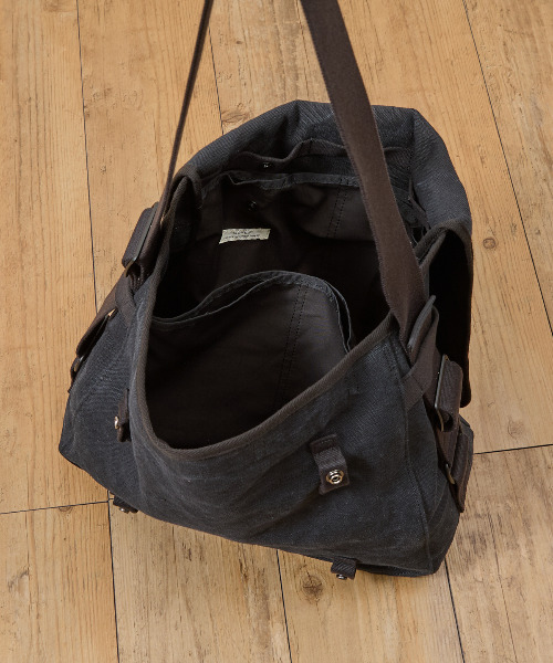 SLOW／スロウ／フレンチアーミー／ショルダーバッグ／リュック／ヴィンテージ加工 Truck - French Army Shoulder Bag -｜SLOW – スロウ 公式EC