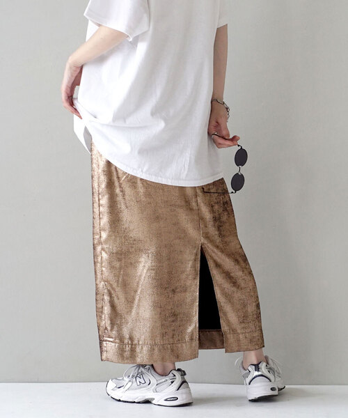 MIMIMEMETE(ミミメメット)の「シャイニー ナロースカート(スカート・レディース・シルバー/ブロンズ/グリーン・M)」の1枚目の写真