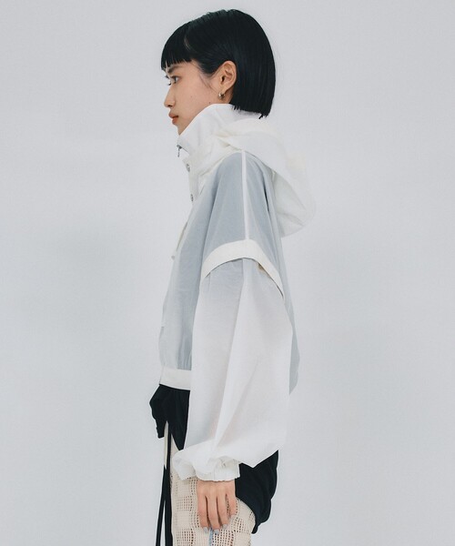 THINGS THAT MATTER(シングス ザット マター)の「【THINGS THAT MATTER/シングス ザット マター】《STUDIOUS別注》2WAY シースルークロップドブルゾン(ブルゾン・レディース・ホワイト/ブラック・FREE)」の8枚目の写真