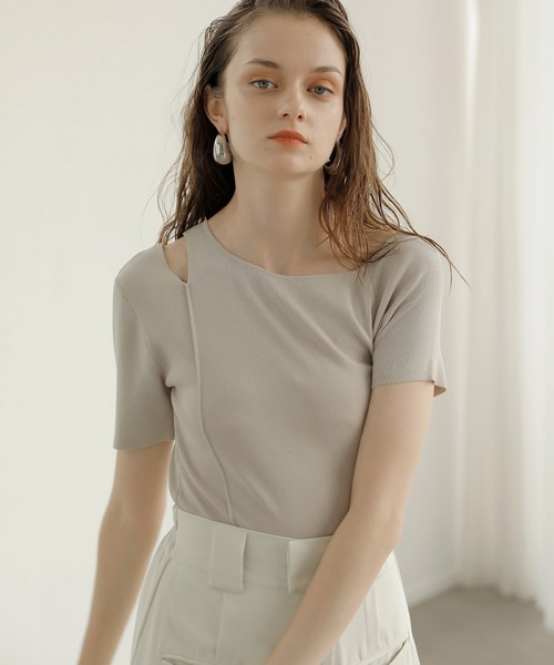 【セール】Cut Open Off Shoulder Knit Tops（ニット/セーター）｜MIELI INVARIANT（ミエリインヴァリアント）