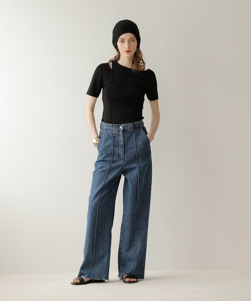 MIELI INVARIANT（ミエリインヴァリアント）の「Cut Open Off Shoulder Knit Tops（ニット/セーター・レディース・ライトベージュ/ブラック/パープル・FREE）」の15枚目の写真