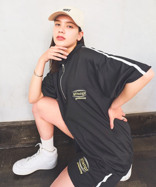 Teem Store(チームストア)の「【セットアップ】カラーハーフZIP ショーツセット(ジャージ・レディース・ライトグレー/ブラック・F)」の15枚目の写真