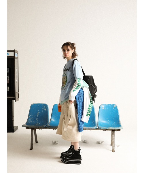 PAMEO POSE(パメオポーズ)の「Nerd Girl Tour Raglan Long Sleeve Tee(Tシャツ/カットソー・レディース・ブラック/ホワイト/グリーン・SMALL/LARGE)」の4枚目の写真