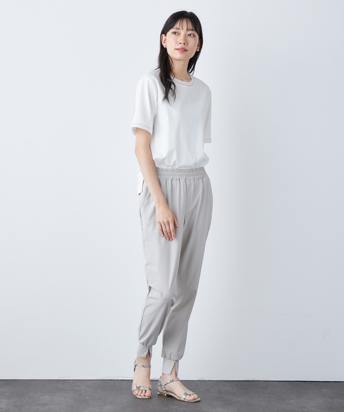 A/C DESIGN BY ALPHA CUBIC(エーシーデザインバイアルファキュービック)の「【接触冷感・UVカット・汗じみ防止】テープ使いTシャツ(Tシャツ/カットソー・レディース・イエロー/オフホワイト/ブラック・M/L)」の13枚目の写真