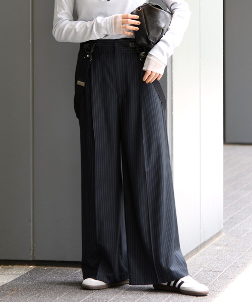 サスペンダーワイドパンツ（ストライプ）（スラックス