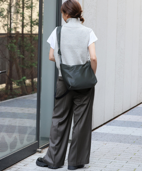JOURNAL STANDARD relume(ジャーナルスタンダード レリューム)の「サスペンダーワイドパンツ(ストライプ)(スラックス・レディース・チャコールグレー/ネイビー・36/38)」の6枚目の写真