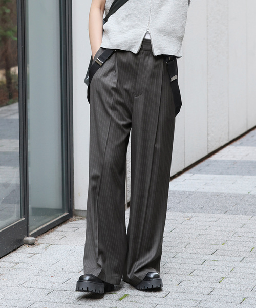 サスペンダーワイドパンツ（ストライプ）（スラックス