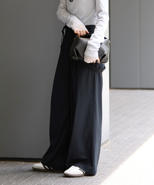 JOURNAL STANDARD relume(ジャーナルスタンダード レリューム)の「サスペンダーワイドパンツ(ストライプ)(スラックス・レディース・チャコールグレー/ネイビー・36/38)」の17枚目の写真