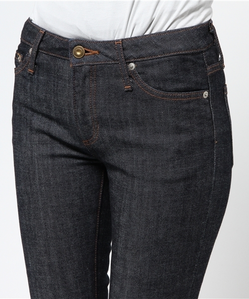 B:MING by BEAMS(ビーミングバイビームス)の「Fire Service×B:MING LIFE STORE / “BBB” 別注 ノンウォッシュ デニム(スキニー)(デニムパンツ・レディース・インディゴブルー・28inch/25inch/26inch/27inch)」の10枚目の写真