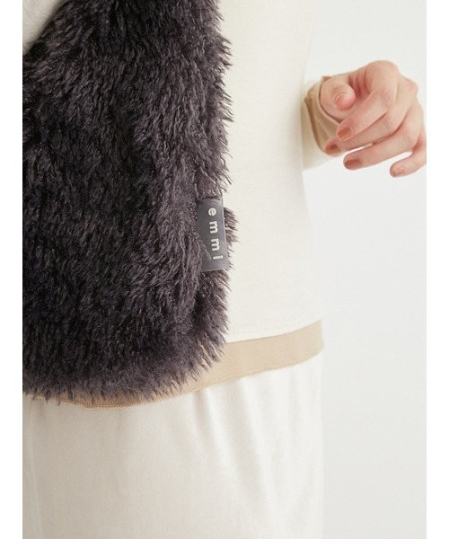 emmi（エミ）の「コンパクトファーバッグ（ショルダーバッグ・レディース・オフホワイト/チャコールグレー/イエロー・FREE）」の12枚目の写真