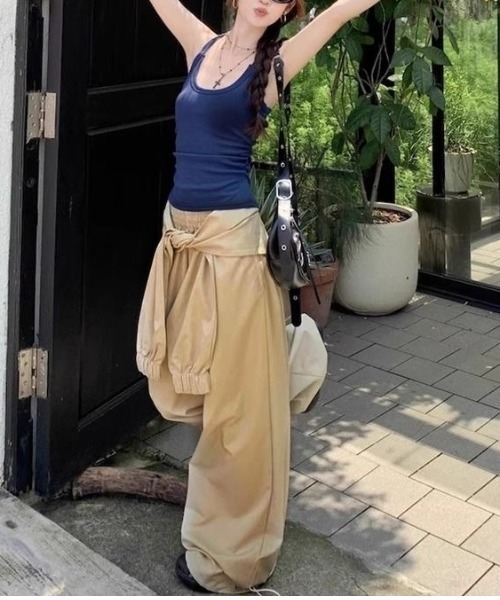 ☺︎︎︎︎さん専用 SHEENA（シーナ）の「【取外し可能】腰巻き風ワイドパラシュートパンツ