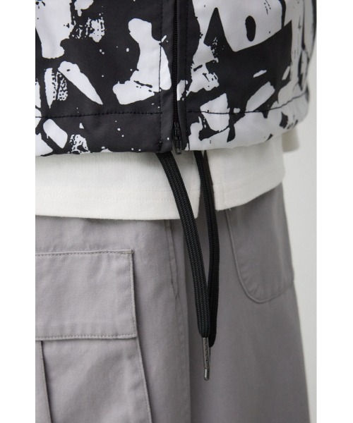 AZUL by moussy（アズールバイマウジー）の「サイドスリットスタンドカラ―ベスト（ベスト・メンズ・ブラック/ブラック系その他/グレー・FREE）」の18枚目の写真