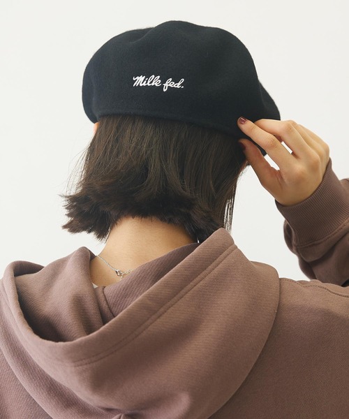 MILKFED.（ミルクフェド）の「ICING LOGO FLAT CAP（ハンチング/ベレー帽・レディース・ブラック/ベージュ/ピンク・ONE SIZE）」の15枚目の写真