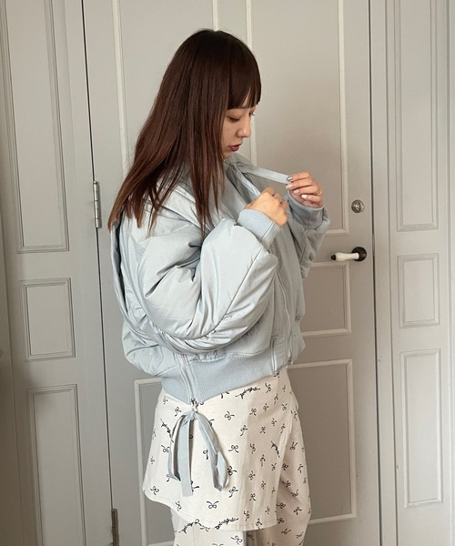 Poiregnee 2WAYボリュームリボンMA1 ジャケットライトブルー poiregnee（ポワニェ）の「2WAYボリュームリボンMA-1（MA-1