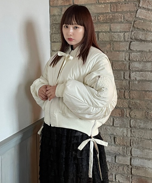 Poiregnee 2WAYボリュームリボンMA1 ジャケットライトブルー poiregnee（ポワニェ）の「2WAYボリュームリボンMA-1（MA-1