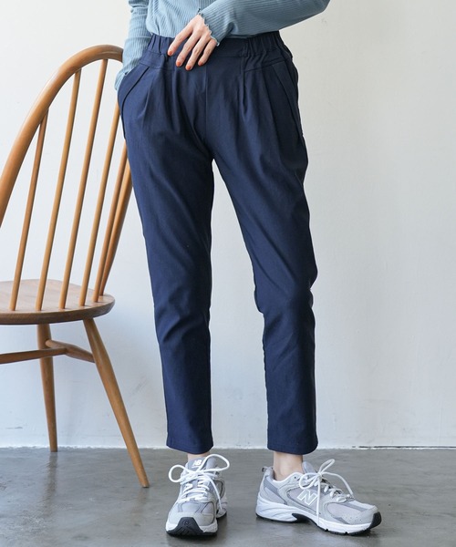 mili an deni(ミリアンデニ)の「裏起毛テーパードパンツ(チノパンツ・レディース・ネイビー/ベージュ/カーキ/ブラック・M)」の4枚目の写真
