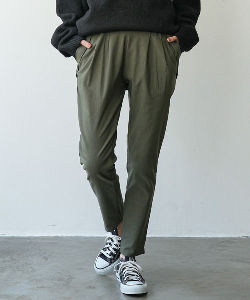 mili an deni(ミリアンデニ)の「裏起毛テーパードパンツ(チノパンツ・レディース・ネイビー/ベージュ/カーキ/ブラック・M)」の3枚目の写真
