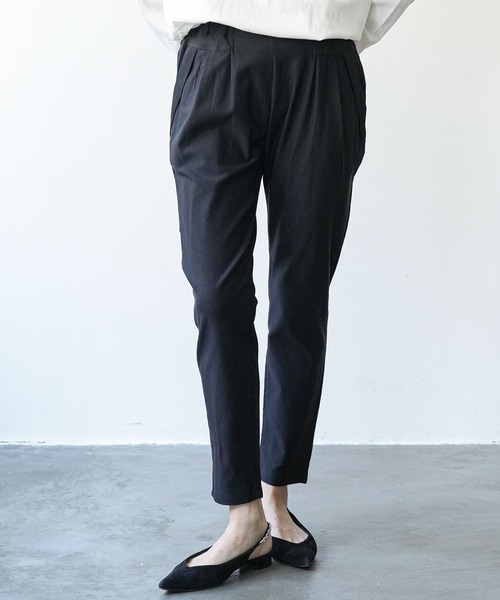 mili an deni(ミリアンデニ)の「裏起毛テーパードパンツ(チノパンツ・レディース・ネイビー/ベージュ/カーキ/ブラック・M)」の1枚目の写真