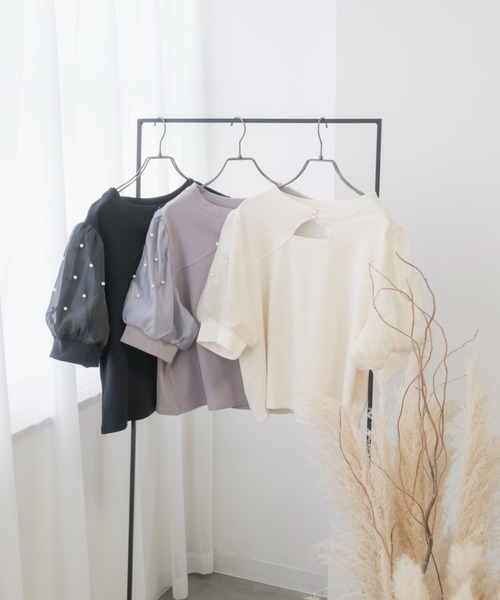 CLETTE（クレット）の「パール使いデコルテカットプルオーバー（Tシャツ/カットソー・レディース・ブラック/アイボリー/ラベンダー・LL/3L/4L）」の18枚目の写真