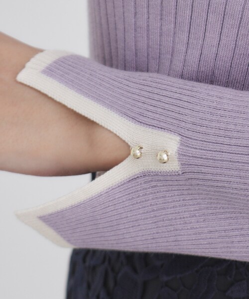index（インデックス）の「◆スリットスリーブバイカラーリブニット【洗濯機洗い可】（ニット/セーター・レディース・パープル系1/チャコール/アイボリー系4・36/38/40/42）」の7枚目の写真