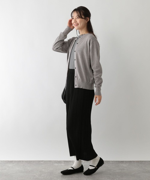 GLOBAL WORK Smile Seed Store（グローバルワーク スマイルシードストア）の「なめらかアソートボタンカーディガン/116038（カーディガン/ボレロ・レディース・杢グレー/アイボリー/ブラック・X-LARGE/SMALL/LARGE/MEDIUM）」の15枚目の写真