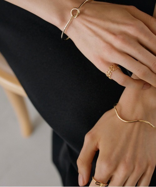 ciite'(シーテ)の「シャイニーノットブレス(バングル/リストバンド・レディース・シルバー/ゴールド・FREE)」の15枚目の写真