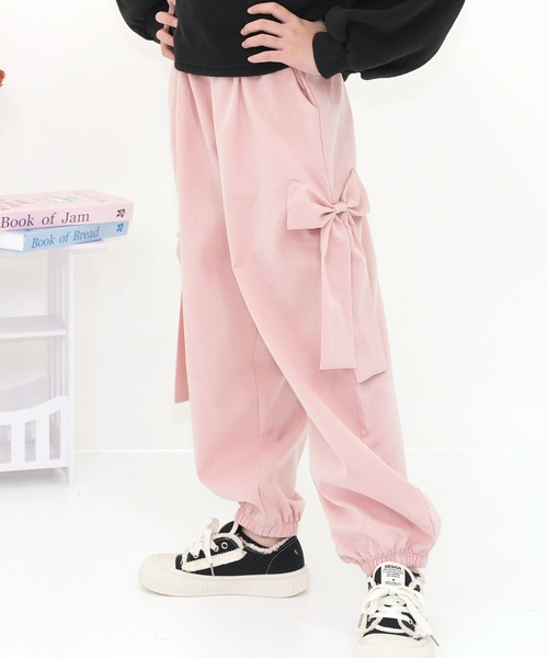 Bee des Bee(ビーデスビー)の「BIGリボン パラシュートパンツ(その他パンツ・キッズ・ラベンダー/ピンク/ブラック/ライトブルー・100cm/110cm/120cm/130cm/140cm/150cm/160cm)」の4枚目の写真