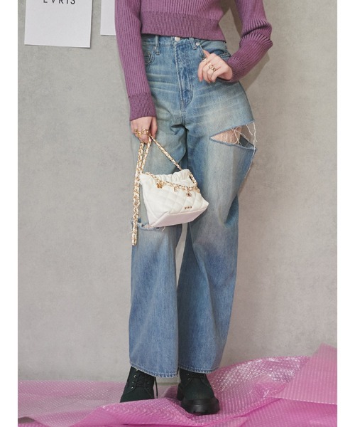 EVRIS（エヴリス）の「サイドカッティングレースワイドデニム（デニムパンツ・レディース・インディゴブルー/ブルー/ブラック・SMALL/MEDIUM）」の17枚目の写真