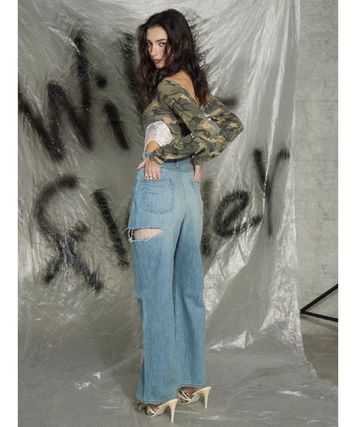 EVRIS（エヴリス）の「サイドカッティングレースワイドデニム（デニムパンツ・レディース・インディゴブルー/ブルー/ブラック・SMALL/MEDIUM）」の12枚目の写真