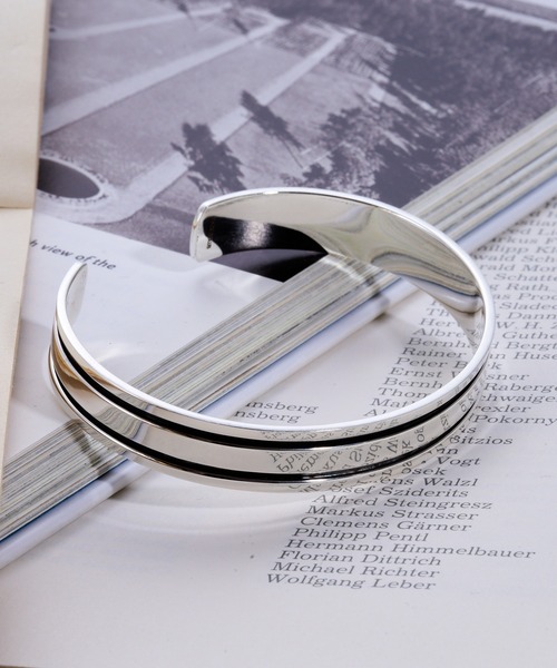 MAISON CLUB(メゾンクラブ)の「【MAISON CLUB】Simple Line Bangle / Inking version /Silver925/ライン入りバングル シルバー925 KUN(バングル/リストバンド・メンズ・シルバー・FREE)」の6枚目の写真