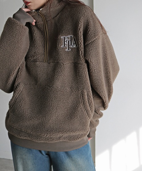 COURO(コウロ)の「FILA ボアハーフジップ(その他トップス・レディース・ライトブルー/ブラック/オフホワイト/モカ・M/L/XL)」の3枚目の写真
