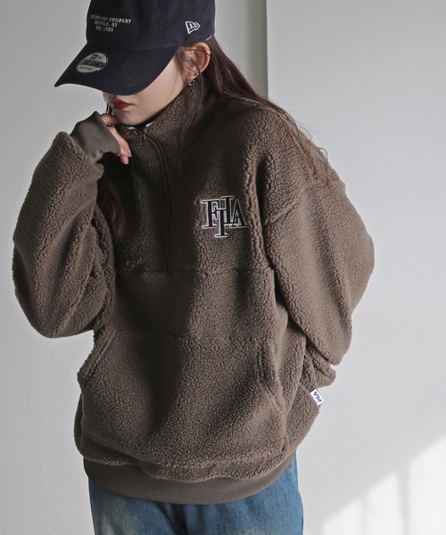 COURO(コウロ)の「FILA ボアハーフジップ(その他トップス・レディース・ライトブルー/ブラック/オフホワイト/モカ・M/L/XL)」の5枚目の写真