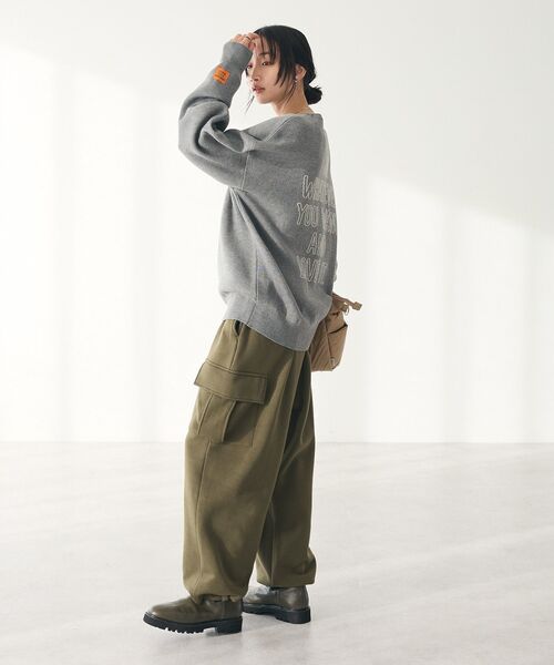 CRAFT STANDARD BOUTIQUE（クラフトスタンダードブティック）の「裏起毛カーゴパンツ（スウェットパンツ・レディース・ブラック/カーキ/アイボリー・M/L）」の11枚目の写真