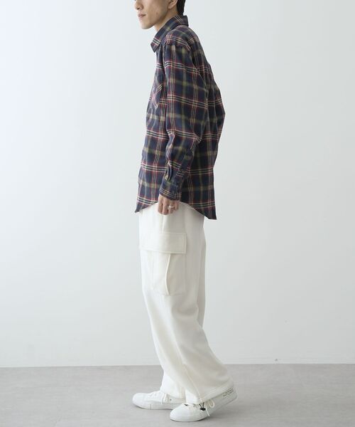 CRAFT STANDARD BOUTIQUE（クラフトスタンダードブティック）の「裏起毛カーゴパンツ（スウェットパンツ・レディース・ブラック/カーキ/アイボリー・M/L）」の22枚目の写真