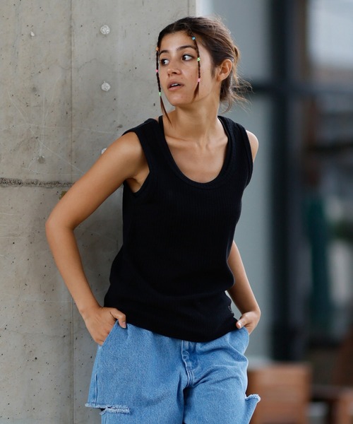 BILLABONG(ビラボン)の「BILLABONG/ビラボン 無地タンクトップ BF013-363(タンクトップ・レディース・ブラック/ホワイト・M/L)」の1枚目の写真