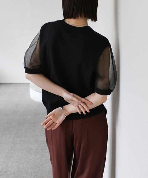 select MOCA Et(セレクトモカエト)の「【Et】Sheer Sleeve Knit Tops(ニット/セーター・レディース・ブラック/ベージュ/グレー・FREE)」の5枚目の写真