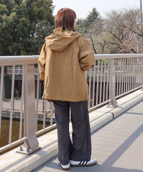 AMERICAN HOLIC（アメリカンホリック）の「撥水加工フィールドブルゾン（ナイロンジャケット・レディース・キャメル/ブラック・L/M）」の16枚目の写真