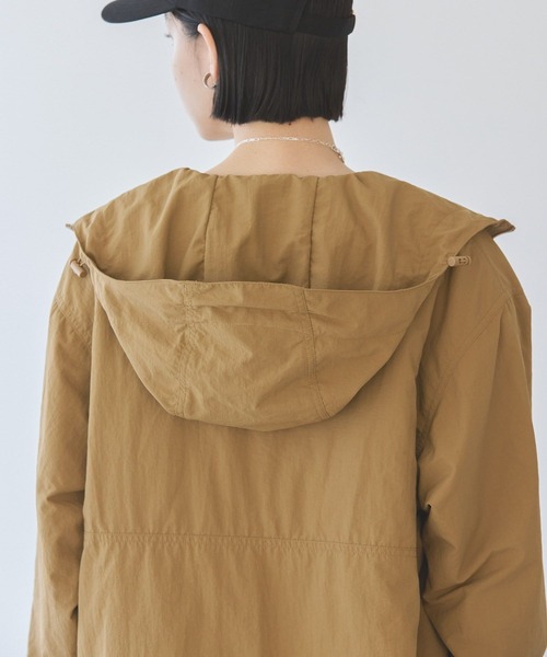 AMERICAN HOLIC（アメリカンホリック）の「撥水加工フィールドブルゾン（ナイロンジャケット・レディース・キャメル/ブラック・L/M）」の20枚目の写真