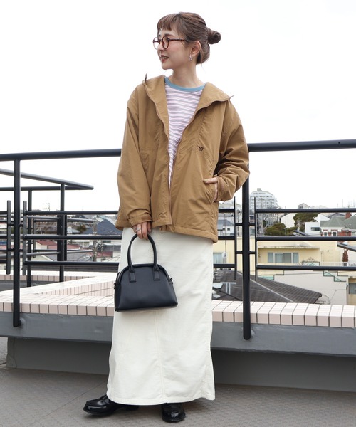 AMERICAN HOLIC（アメリカンホリック）の「撥水加工フィールドブルゾン（ナイロンジャケット・レディース・キャメル/ブラック・L/M）」の4枚目の写真