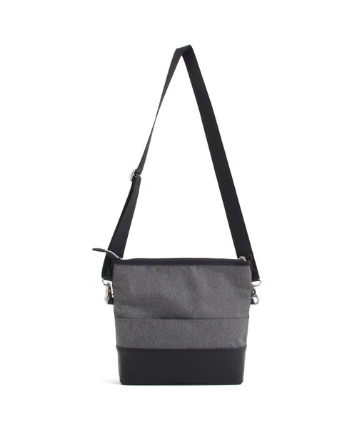 Arnold Palmer(アーノルドパーマー)の「メランジオックス パネル ショルダーバッグ(ショルダーバッグ・メンズ・グレー/チャコールグレー/ブラック・F)」の21枚目の写真