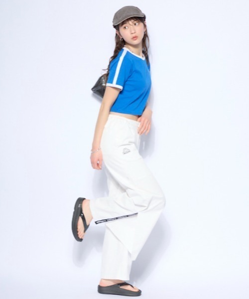 Kappa（カッパ）の「チノワイドパンツ（その他パンツ・レディース・オフホワイト/ブラック・SMALL/MEDIUM/LARGE）」の2枚目の写真