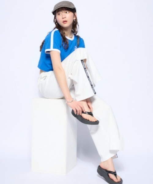Kappa（カッパ）の「チノワイドパンツ（その他パンツ・レディース・オフホワイト/ブラック・SMALL/MEDIUM/LARGE）」の7枚目の写真