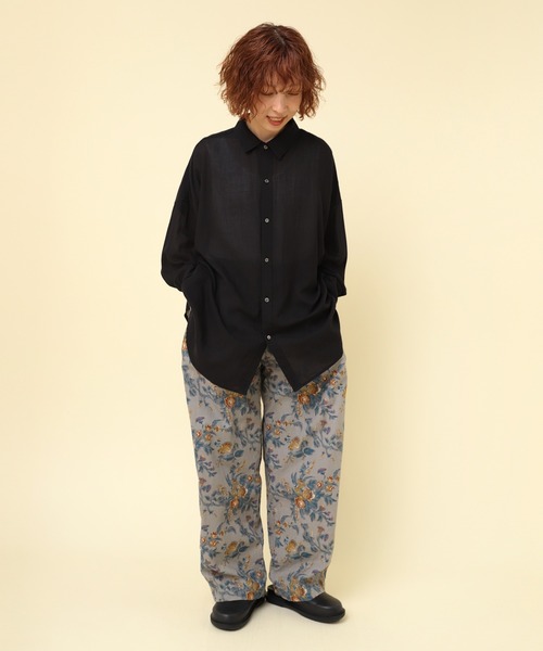 RNA-N（アールエヌエーエヌ）の「B2866 ２．２オンスギャザーシャツブラウス（シャツ/ブラウス・レディース・ライトインディゴブルー/ダークインディゴブルー/ブラック・FREE）」の11枚目の写真