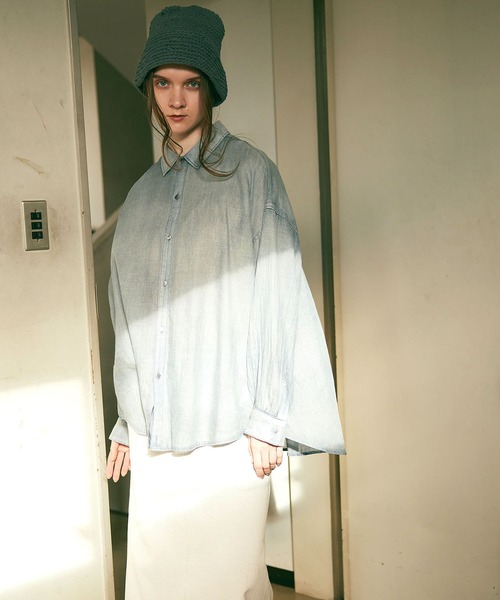 RNA-N（アールエヌエーエヌ）の「B2866 ２．２オンスギャザーシャツブラウス（シャツ/ブラウス・レディース・ライトインディゴブルー/ダークインディゴブルー/ブラック・FREE）」の18枚目の写真