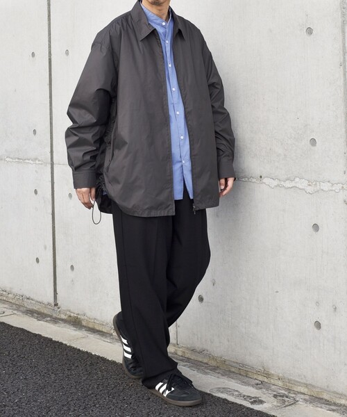 SHIPS any(シップス エニィ)の「SHIPS any:〈撥水加工〉DICROS スピンドル ジップ シャツ(セットアップ対応)◇(シャツ/ブラウス・メンズ・ナチュラル/ダークグレー/ブラック・LARGE/MEDIUM)」の9枚目の写真