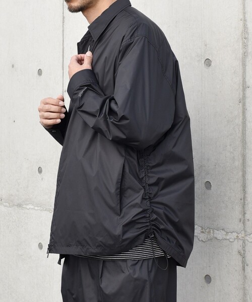 SHIPS any(シップス エニィ)の「SHIPS any:〈撥水加工〉DICROS スピンドル ジップ シャツ(セットアップ対応)◇(シャツ/ブラウス・メンズ・ナチュラル/ダークグレー/ブラック・LARGE/MEDIUM)」の19枚目の写真