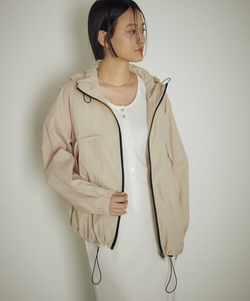 earthy（アーシー）の「マウンテンパーカー (ポケッタブル