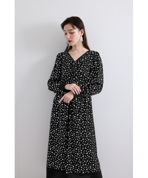 QUEENS COURT(クイーンズコート)の「ジオメトリックハートプリントワンピース≪手洗い可能≫(ワンピース・レディース・ブラック/オフホワイト・M)」の6枚目の写真